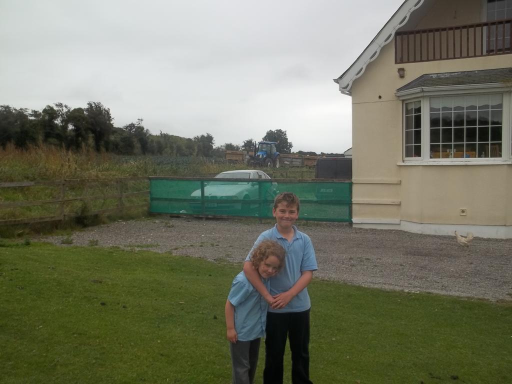 The Curragh Country House Accommodation Newbridge  Eksteriør bilde